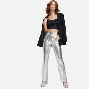 Gap High Rise Vegan Leather Cheeky Straight
Pants metallic silver size 32 Long